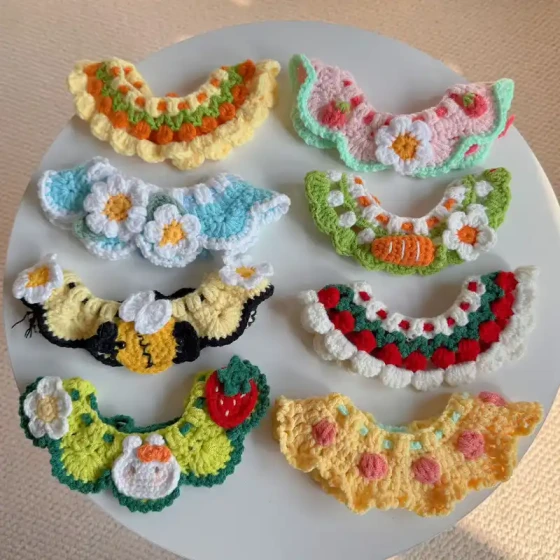 Knitted "Buzzy Bee" Pet Collar: Cute Bib & Scarf for Cats & Dogs